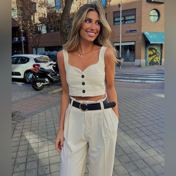 Zara SWEETHEART NECKLINE CROP TOP - Picture 2 of 4